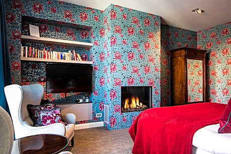 Deluxe Heritage Room