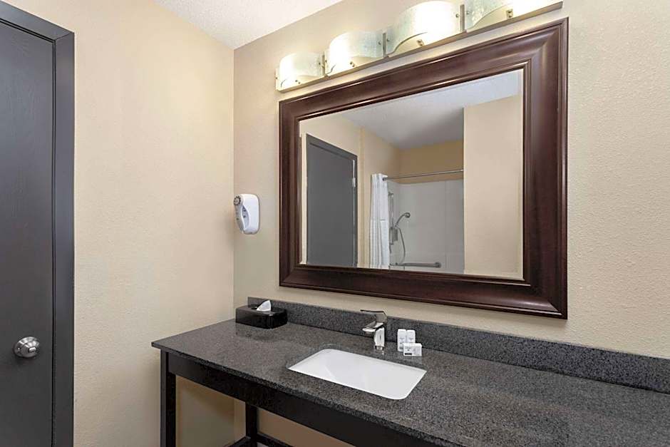 Baymont by Wyndham Copley Akron