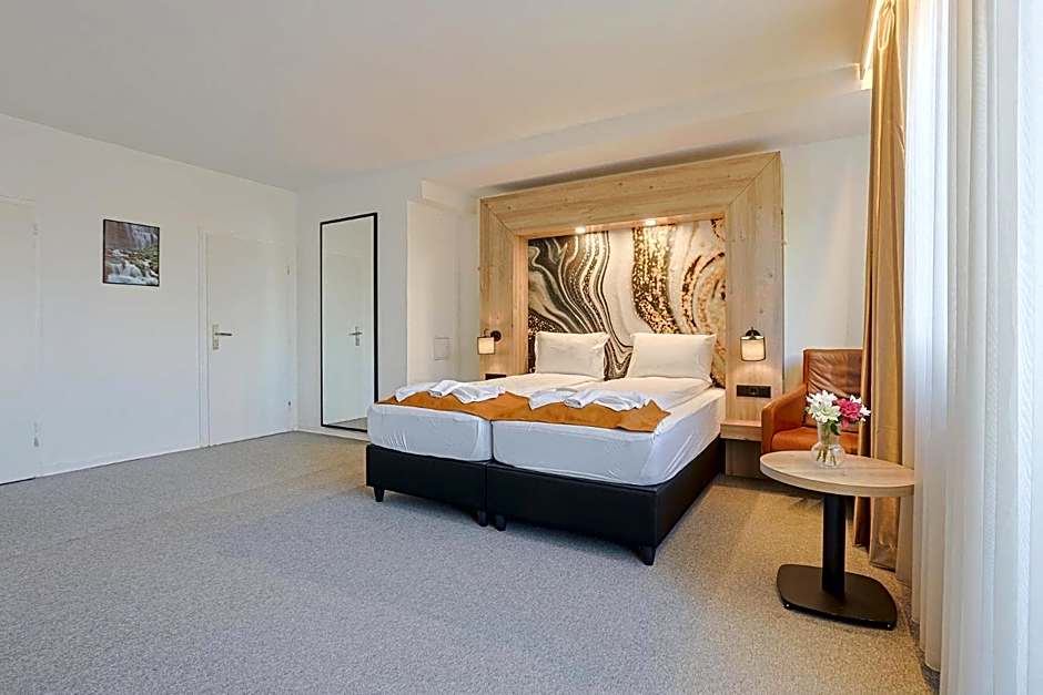 Photo 1 of 50 of Liebig-Hotel