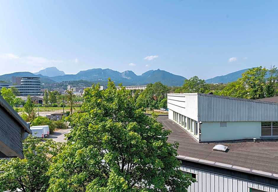 B&B HOTEL CHAMBERY La Cassine