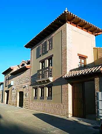 Posada Los Condestables Hotel & Spa