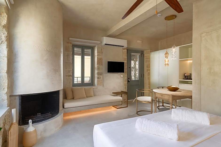 Inotropes Boutique Suites - Adults Only