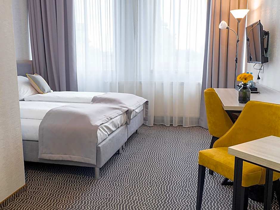 Hotel Chrobrego9