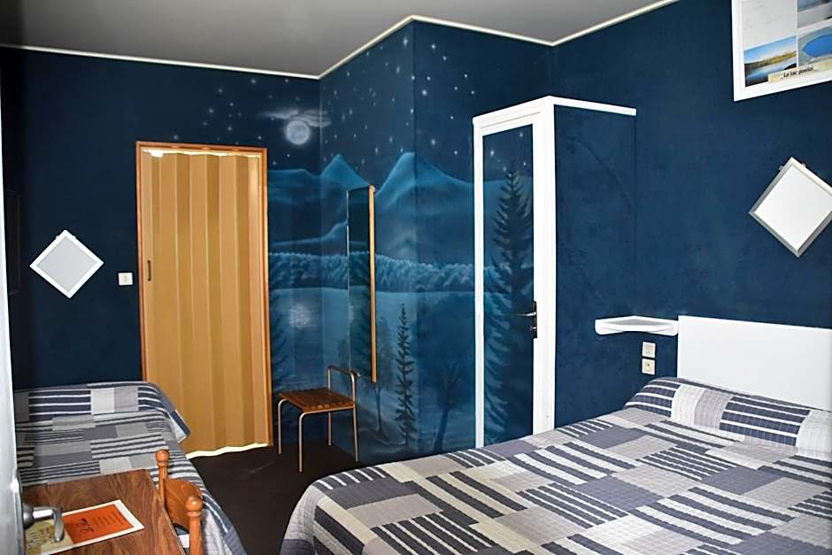 Foto 1 di 4 di Triple Room