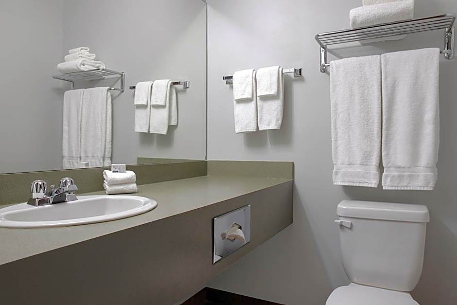 Days Inn by Wyndham Whitecourt