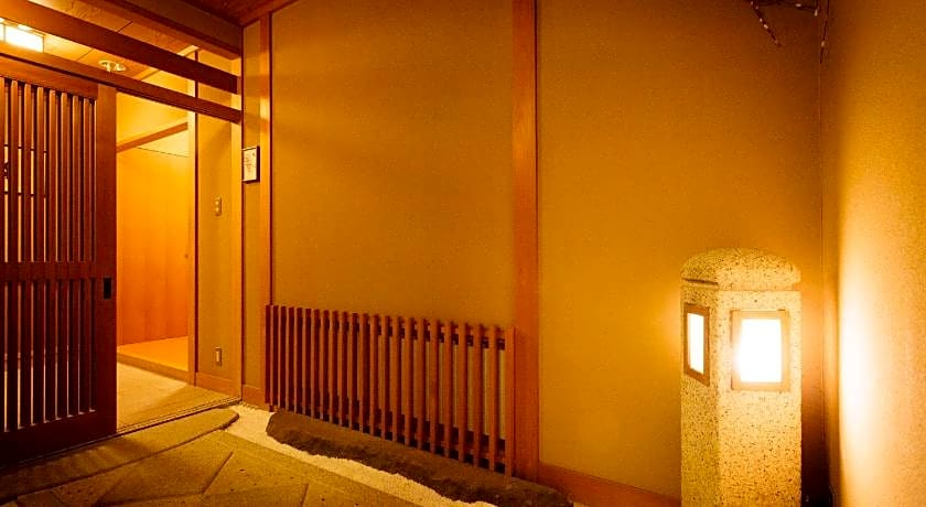 Kyoto Ryokan The KINOE