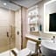 DoubleTree By Hilton New York Times Square West