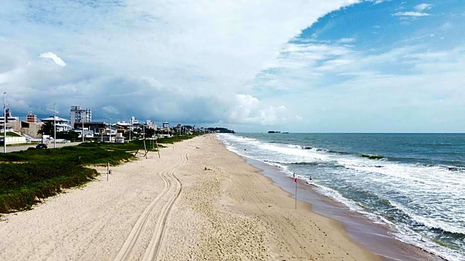 150m da praia em um fantástico edifício em Balneário Piçarras