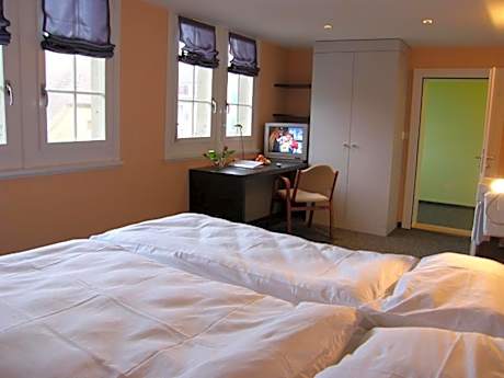 Double Room with Shared Bathroom