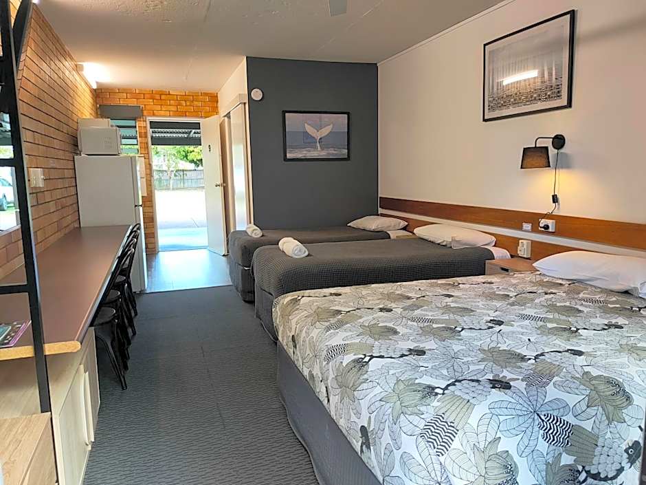 Shelly Beach Motel – Hervey Bay, IN