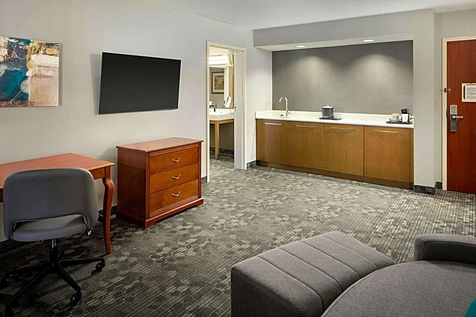 Courtyard by Marriott Newark Granville