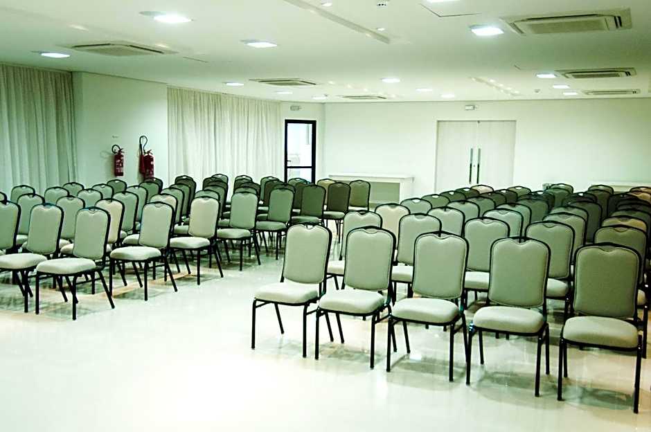 Nobile Suites Gran Lumni