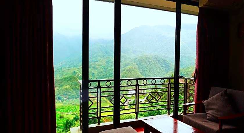 Vista Sapa Hotel
