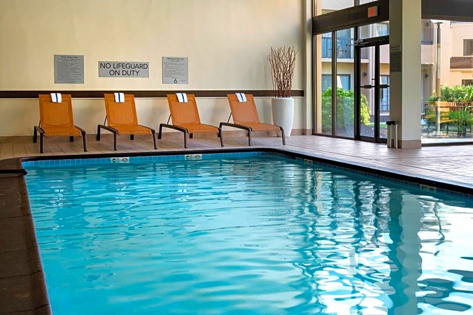 Courtyard by Marriott Charlottesville