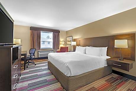 Best Western Plus Stoneridge Inn And Conference Centre