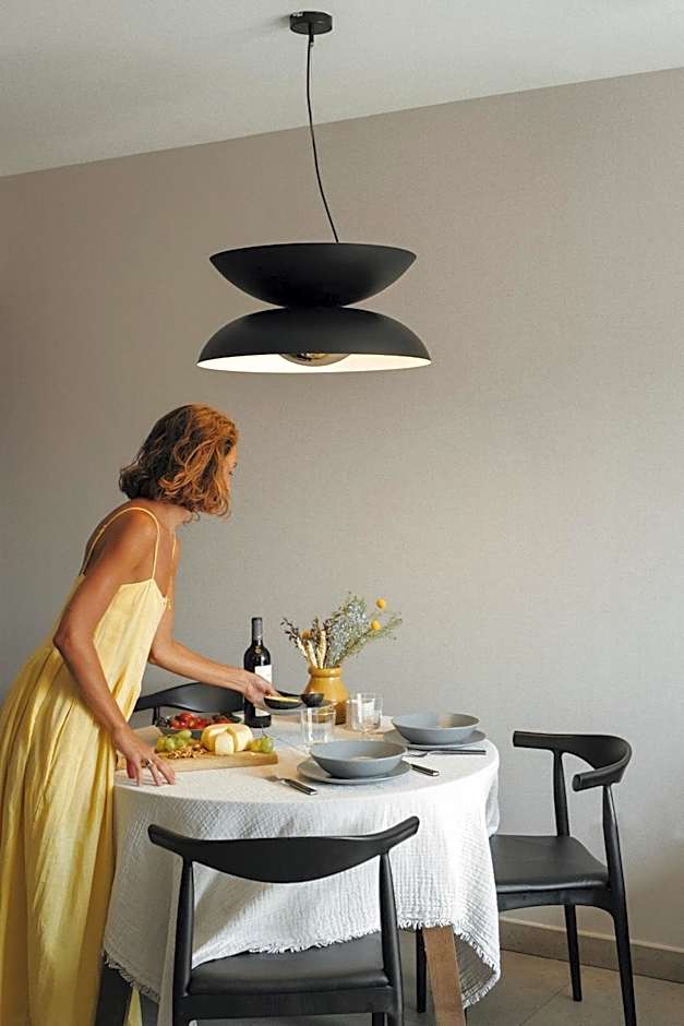 Ramirez Flats Valencia