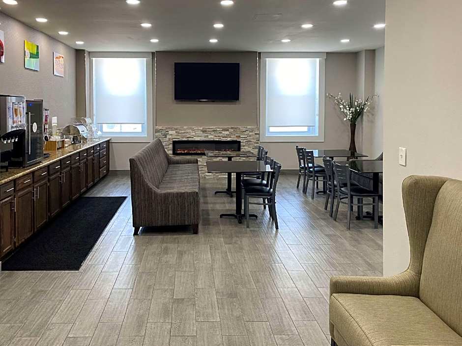 Quality Inn & Suites Kansas City Downtown