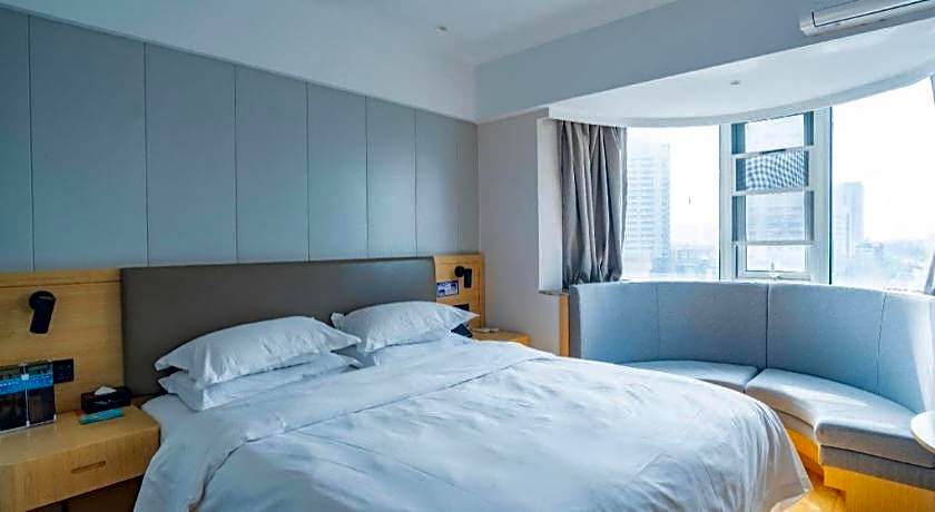 GreenTree Inn Lianyungang Suning Square Hualian Mantion Hotel