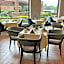 DoubleTree by Hilton New York LaGuardia Airport
