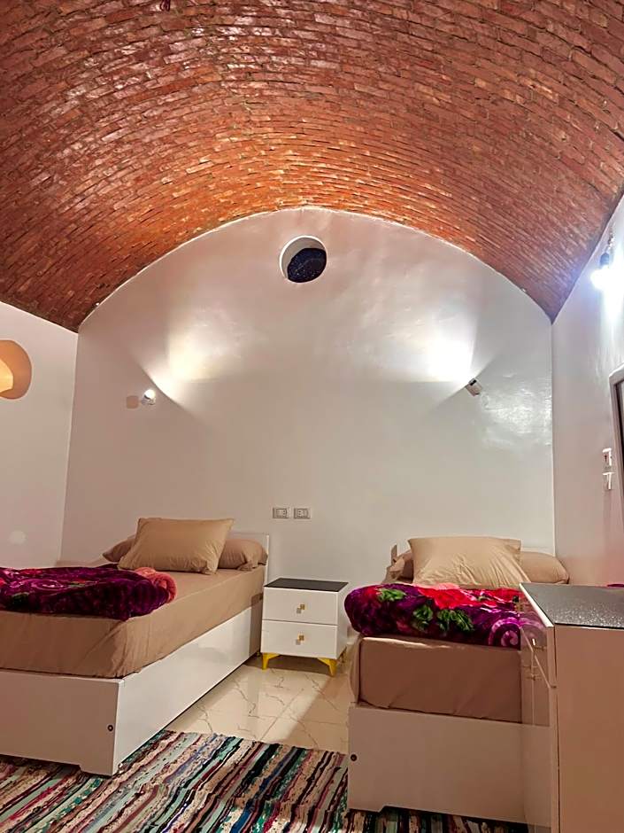 Salatoos Mango Garden and Guesthouse