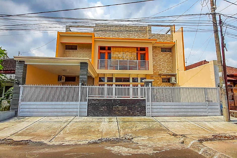 Hotel O Avisha Guest House Syariah