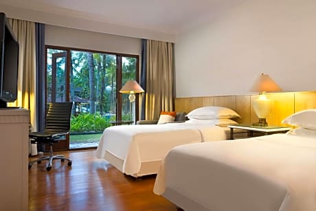 Deluxe Twin Room with Terrace and Garden Access - Non-Smoking