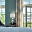 The Cotton Sail Hotel Savannah - Tapestry Collection by Hilton