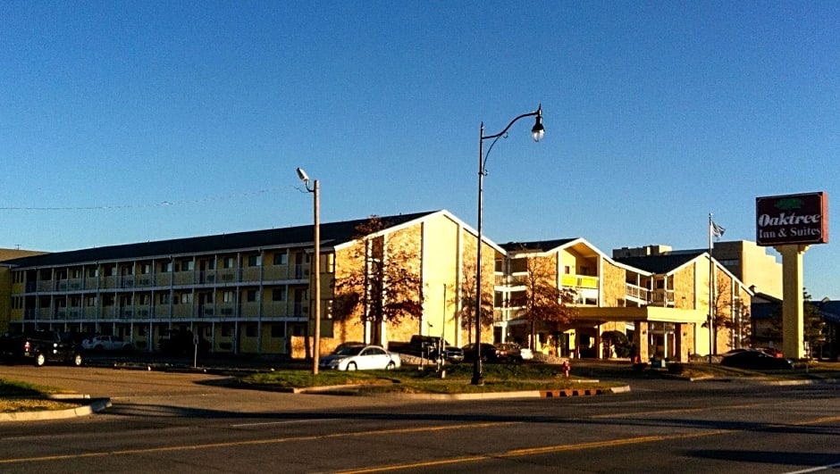 Oaktree Inn & Suites Oklahoma