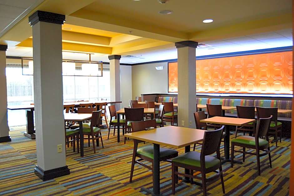 Fairfield Inn & Suites by Marriott Houston Channelview