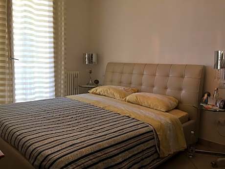 One-Bedroom Apartment with Balcony