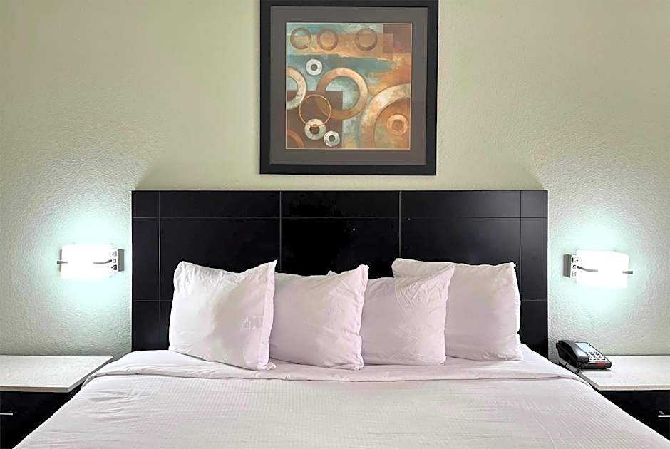 Baymont by Wyndham Cincinnati