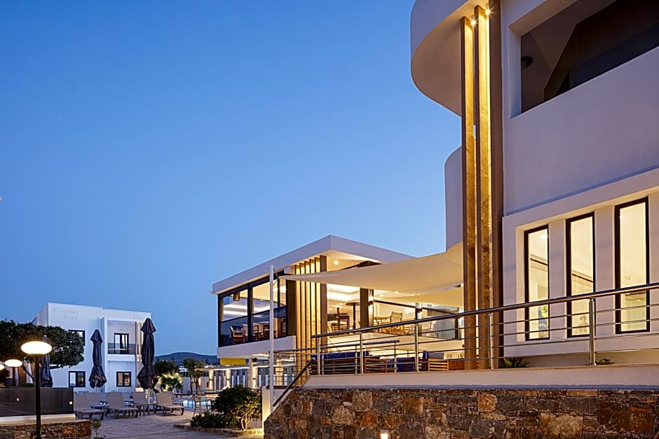 Golden Bay Boutique Hotel & Bungalows