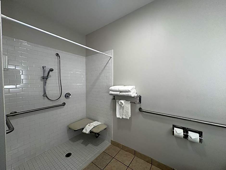 Quality Inn & Suites Houma