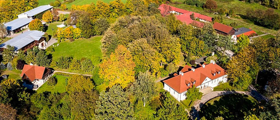 Dwór w Tomaszowicach