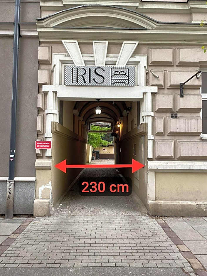 IRIS Aparthotel