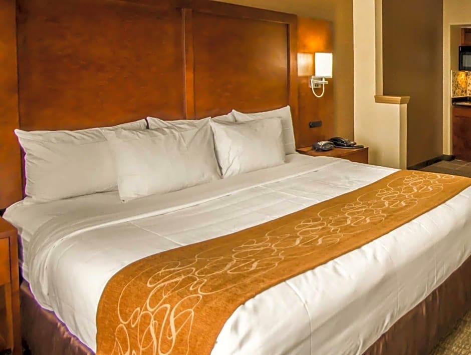 Quality Suites NYC Gateway