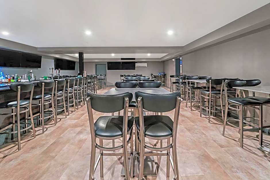 Americas Best Value Inn Foxboro