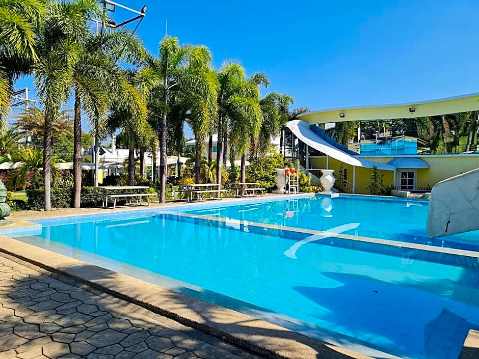 Metro Vigan Fiesta Garden Hotel