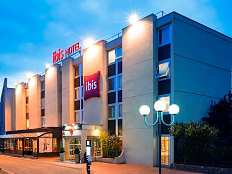 ibis Paris Gennevilliers