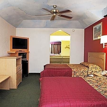 Crystal Inn 249 North