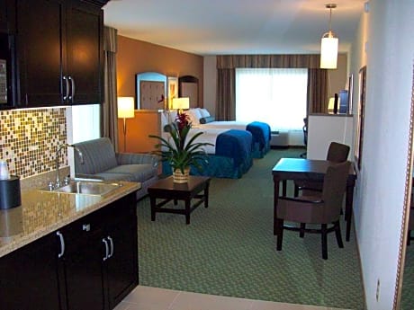 2 Bed Hearing Accessible Non-smoking