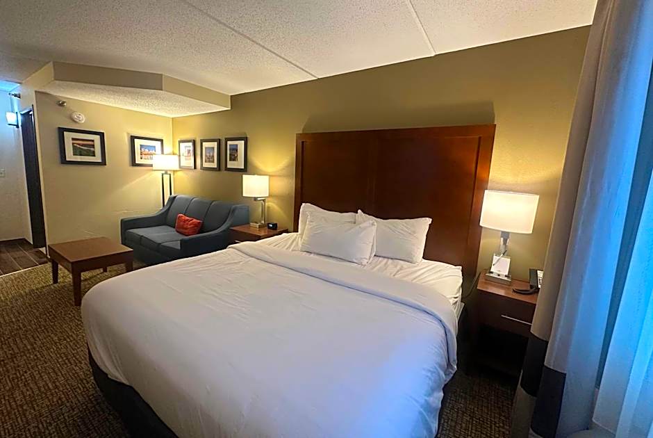 Wingate by Wyndham West Mifflin