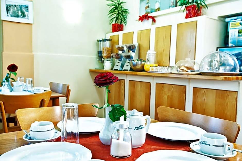 Keletron Hotel - Bike friendly hotel