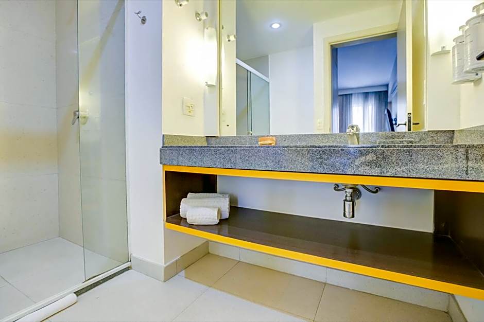 Quality Suites Alphaville