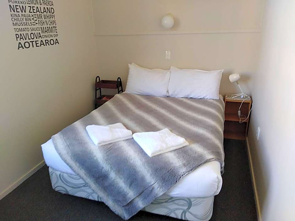 Hokitika Pioneer Hotel