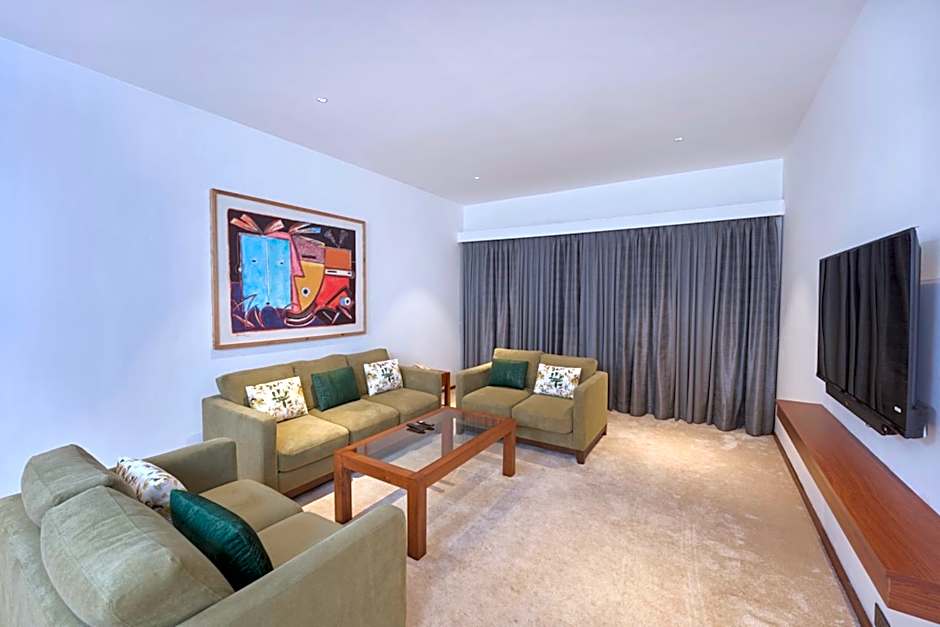 The Avenue Regent