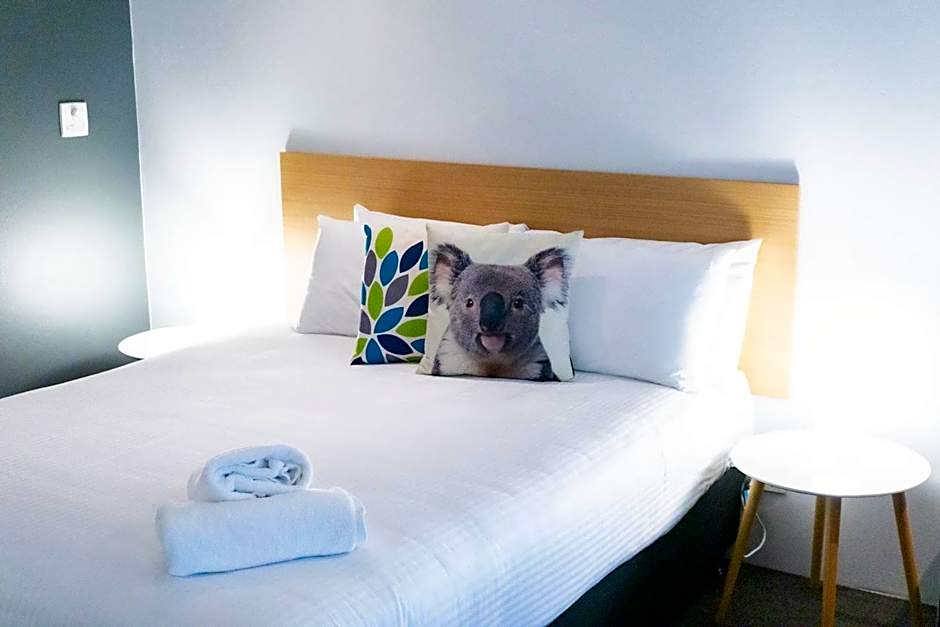 Port Stephens Koala Sanctuary