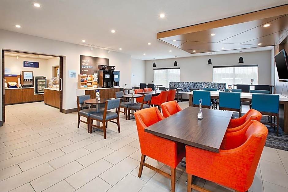 Holiday Inn Express Hotel & Suites Defiance By IHG