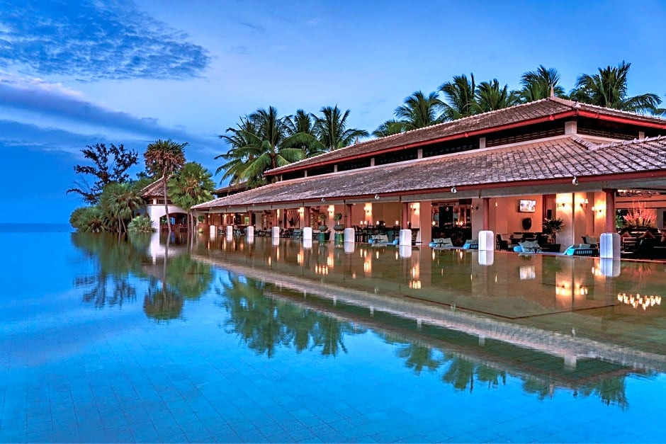 Marriott's Phuket Beach Club
