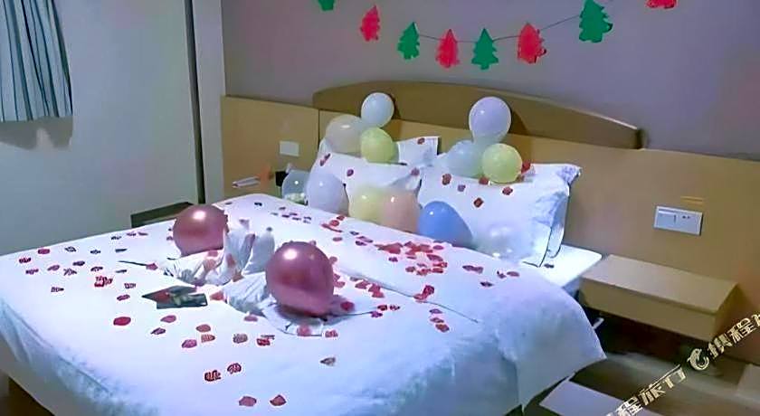 7 Days Inn Nanchang Jiefang West Road Xinjia'an Metro Station